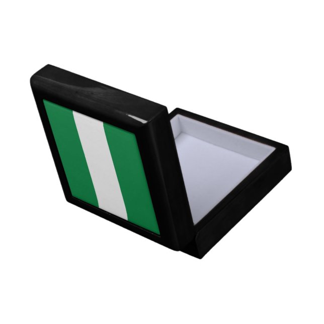 Nigeria flag gift box (Back Open)
