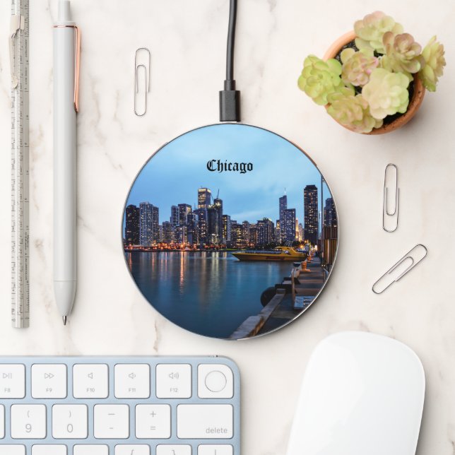 Night At Navy Pier Wireless Charger (Desk)