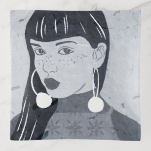 Night Portrait Glance Trinket Tray