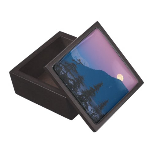 Nightfall in Alaska Gift Box