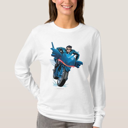 Nightwing rides bike T_Shirt