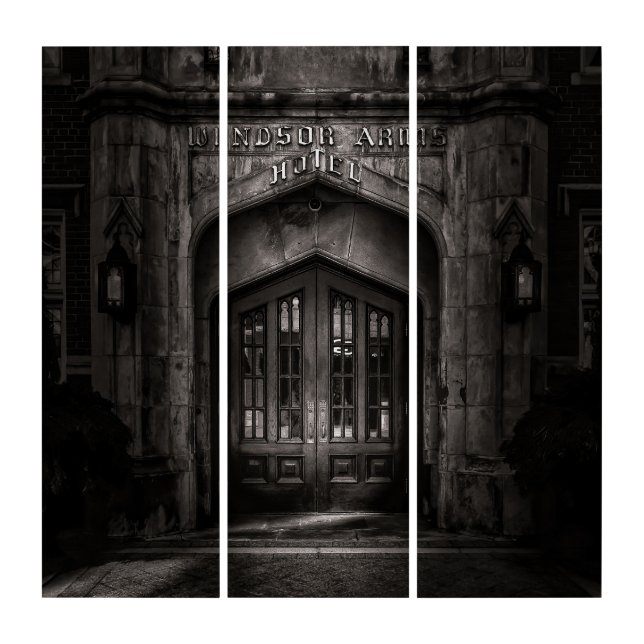 No 18 St Thomas St 1 Triptych (Front)