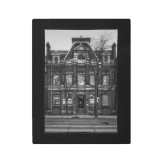 No 496 Queen St E 4 with Border Metal Print