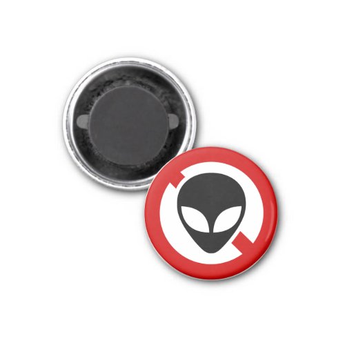 NO ALIENS MAGNET