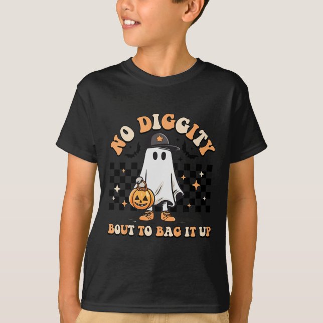 No Diggity Bout To Bag It Up Cute Ghost Halloween  T-Shirt (Front)