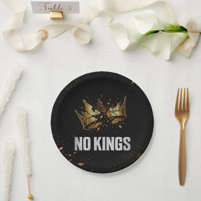 No Kings Protest Paper Plates (Wedding)