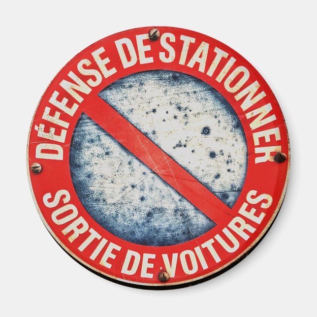 No Parking French Road Sign Round Magnet (Front)