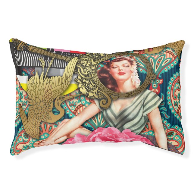 No-Signal - Cheeky Lady Pet Bed (Front)