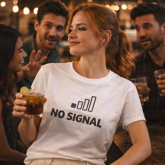 No Signal Minimal Tech Humor T-Shirt (Creator Uploaded)