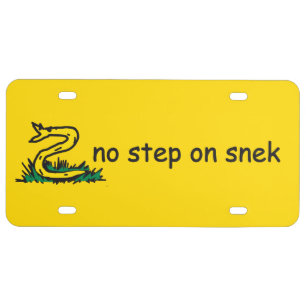 No step on snek memes Gadsden SnekRight yellow License Plate