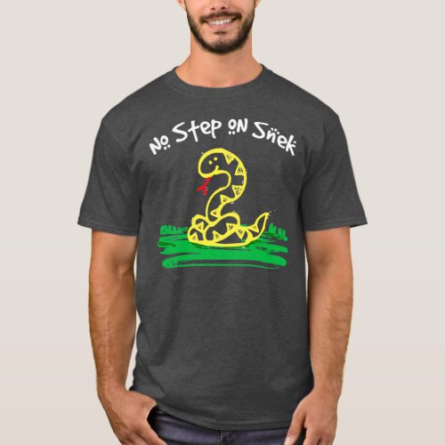 No Step on Snek Snake Animal Lovers Cool Funny Gif T_Shirt