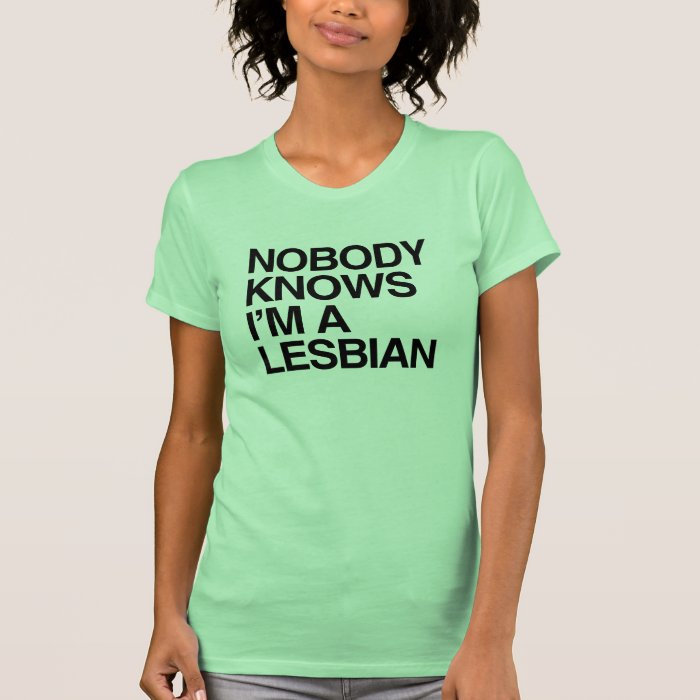 NOBODY KNOWS I'M A LESBIAN  .png T shirt