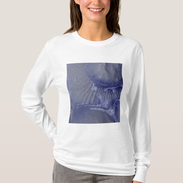 Noctis Labyrinthus formation on Mars T-Shirt (Front)