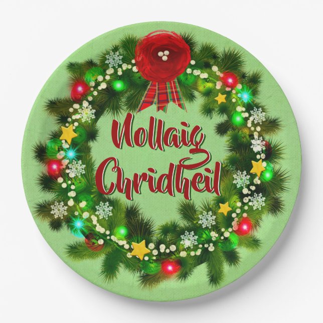Nollaig Chridheil Scottish Christmas 9" Paper Plates (Front)