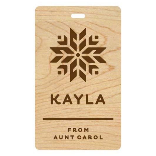 Nordic Snowflake Maple Wooden Gift Tag (Front)