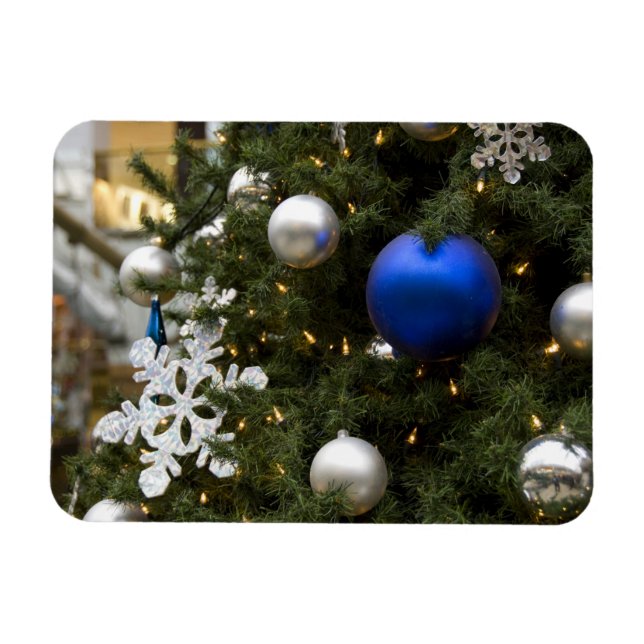 North America. Christmas decorations on tree. Magnet (Horizontal)