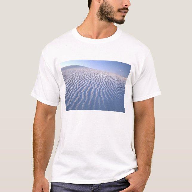 North America, USA, New Mexico, White Sand Dunes T-Shirt (Front)