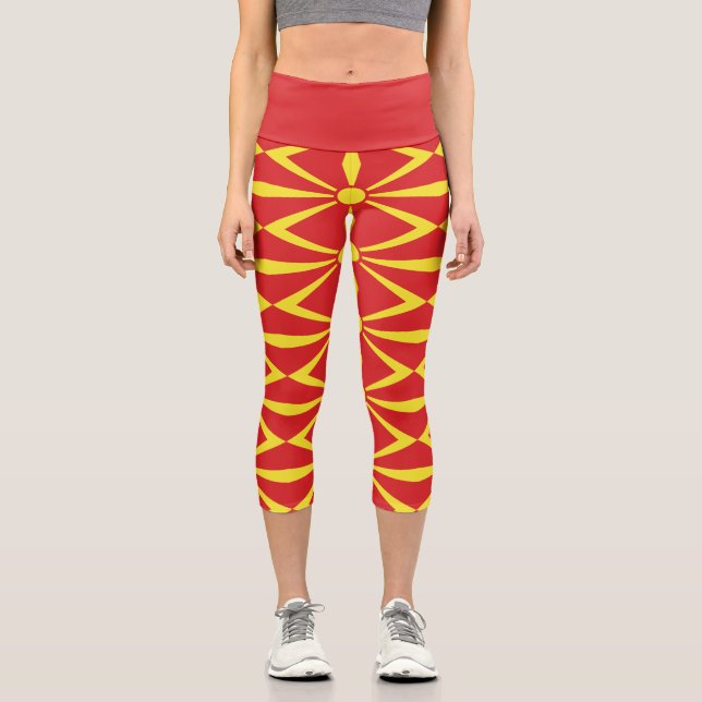 North Macedonia Flag Capri Leggings (Front)