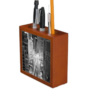 North Michigan Avenue in Chicago after winter Pencil Holder