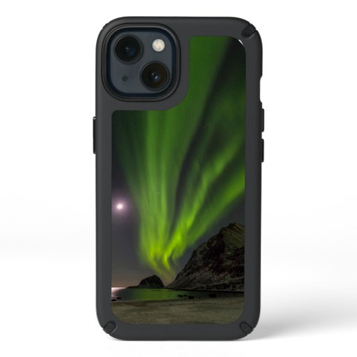 Northern LightS | Haukland Beach Island Norway Speck iPhone 13 Case