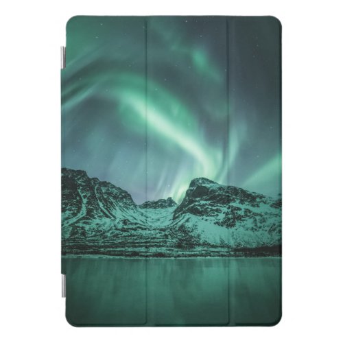 Northern Lights Nature Photo iPad Pro Cover