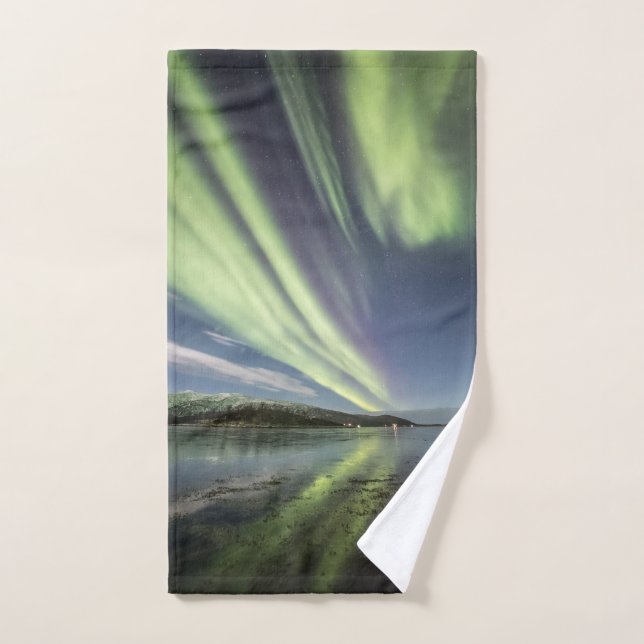Northern Lights Norway Bath Towel (Hand Towel)