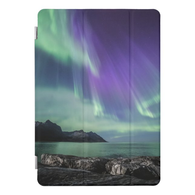 Northern Lights Senja iPad Pro Cover (Front)