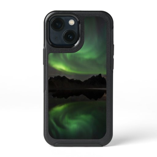 Northern Lights | Vestrahorn Beach Hofn, Iceland iPhone 13 Mini Case