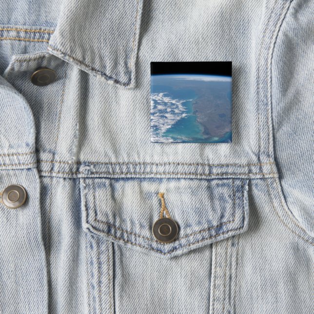 Northward The Florida Peninsula. Button (In Situ)