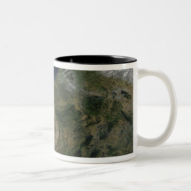 Northwestern Europe Two-Tone Coffee Mug (Right)