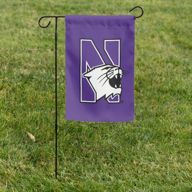 Northwestern University | Primary Logo Garden Flag (In SItu)
