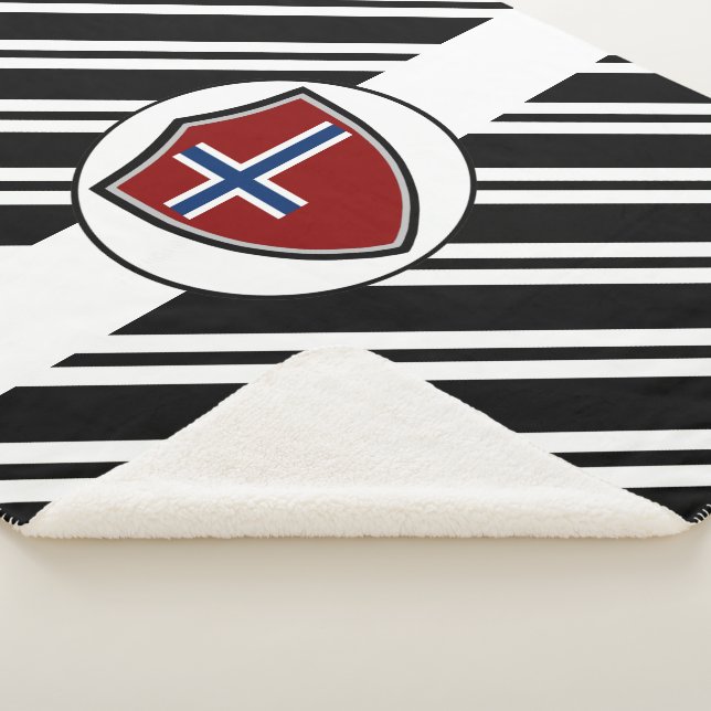 Norwegian flag sherpa blanket (3/4)