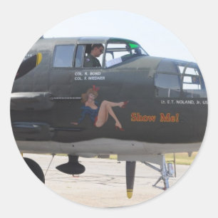 nose art 'show me' classic round sticker