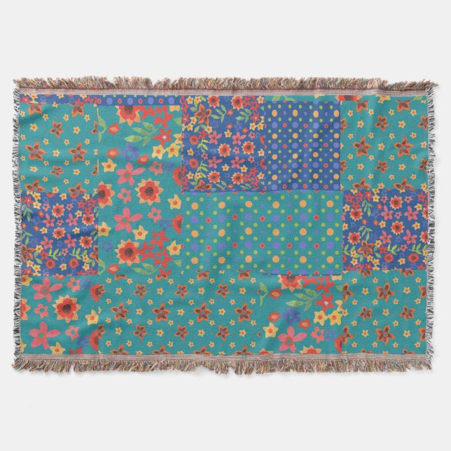 Nostalgic Faux Patchwork Pattern Throw Blanket (Front)