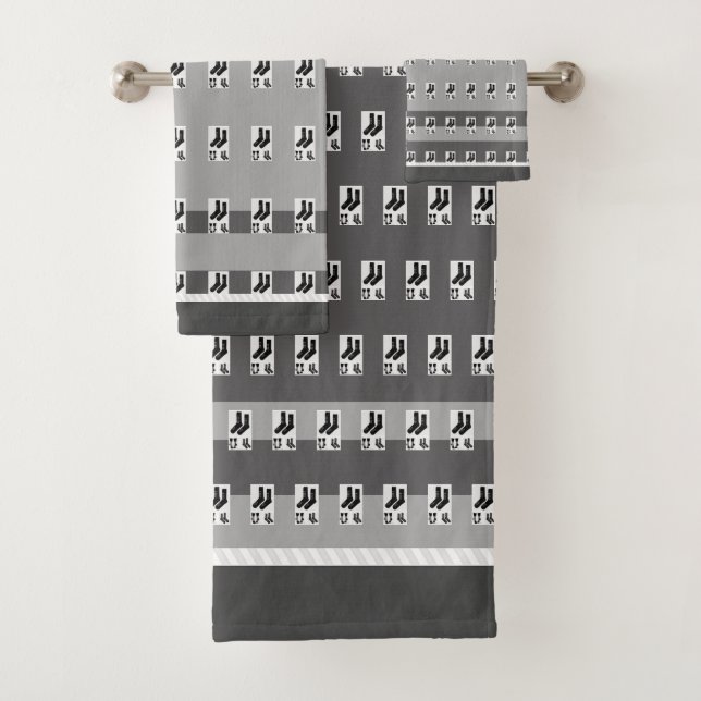 Novelty Gray Socks Bath Towel Set (Insitu)