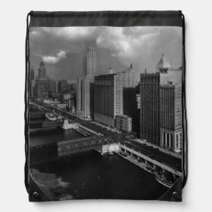 November 1939: The city of Chicago Drawstring Bag