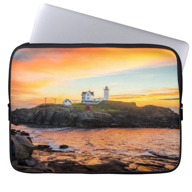 Nubble Light Laptop Sleeve (Front)