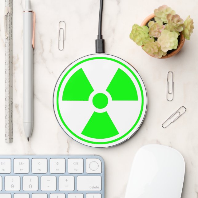 Nuclear Radioactive Radiation Symbol in green Wireless Charger (Desk)
