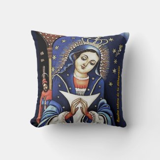Nuestra Señora de la Altagracia Pillow