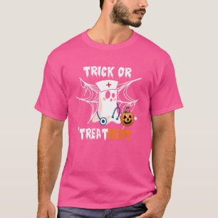 Nurse Halloween  Trick Or Treatment T-Shirt