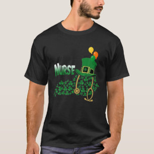 Nurse St Patrick's Day Nurse Shamrock Love Nurse T-Shirt