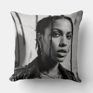 NY90 street portraits Throw Pillow
