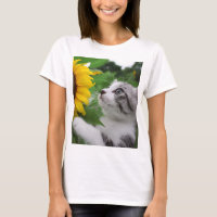 Nyankichi, a stray cat T-Shirt
