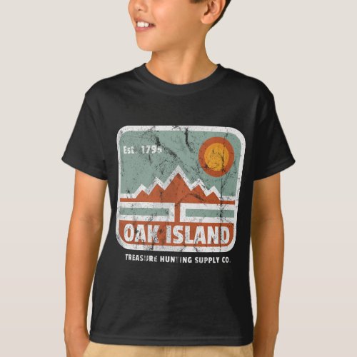 Oak Island Treasure Hunting Supply Vintage 1795 Ma T_Shirt