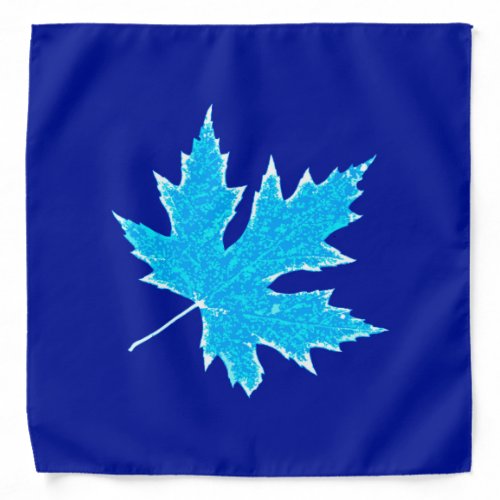 Oak leaf _ ice blue and white bandana