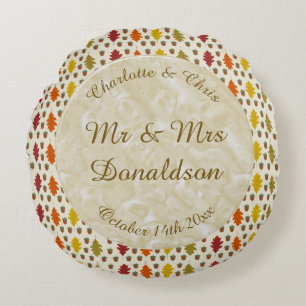 Oak leaves and Acorns Fall Autumn Wedding Custom Round Pillow