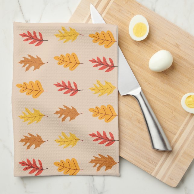 Oak Leaves Pattern Kitchen Towel (Quarter Fold)