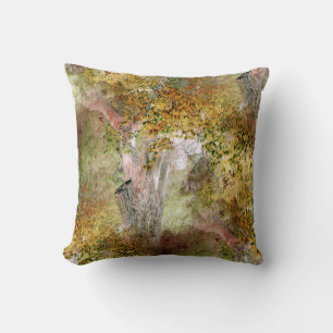 Oak tree in Fall.... Throw Pillow
