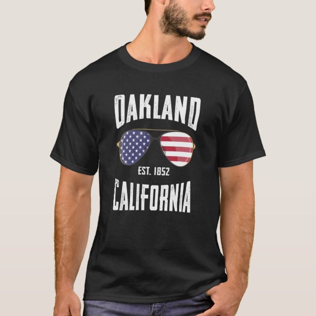 Oakland T-Shirt (Front)