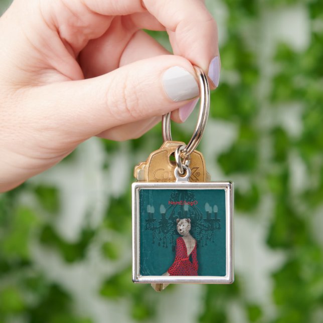 objet_19_une femme_2 keychain (Hand)